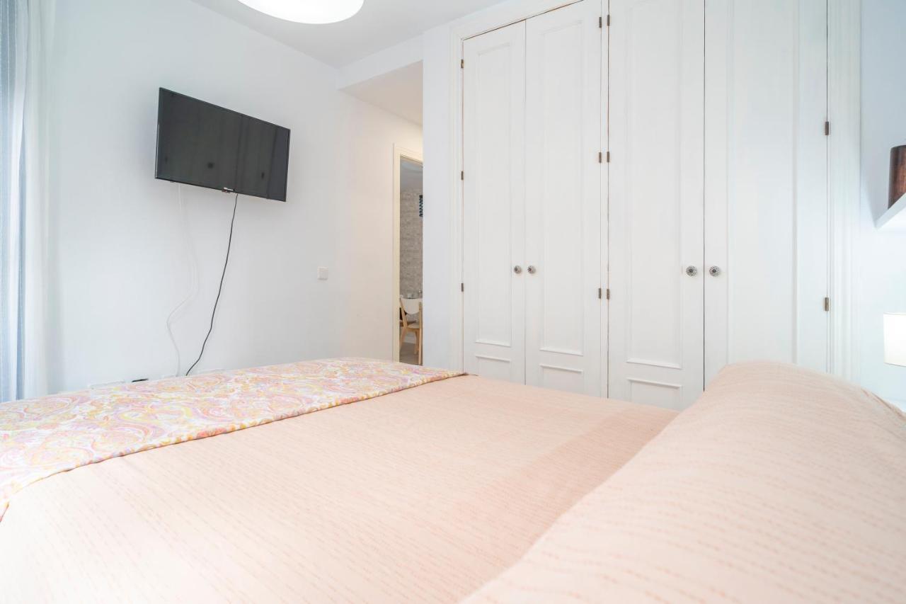 Apartamento Malaga Beach - Center B&C Luaran gambar