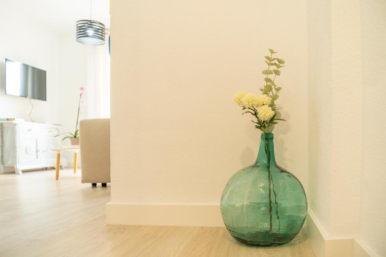 Apartamento Malaga Beach - Center B&C Luaran gambar